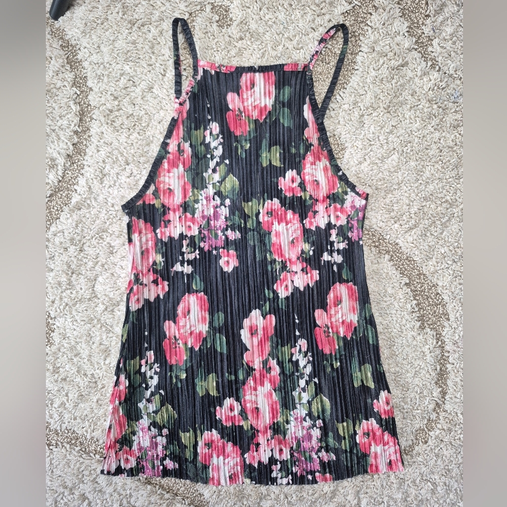 Antistar Medium Floral Crinkle Tank - Picture 2 of 4